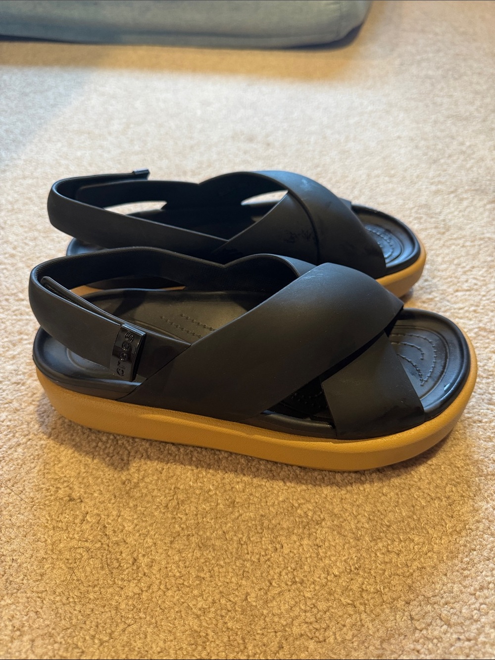CROCS Woman’s Black Crossover Slingback Sandals with brown Platform